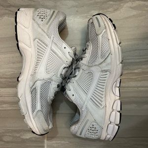 Nike Vomero 5 White/Grey Men’s Sneaker BV1358-001